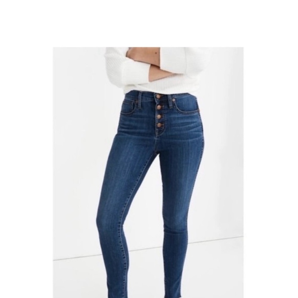 Madewell 9” Mid Rise Skinny Button Fly Jeans. Size 32